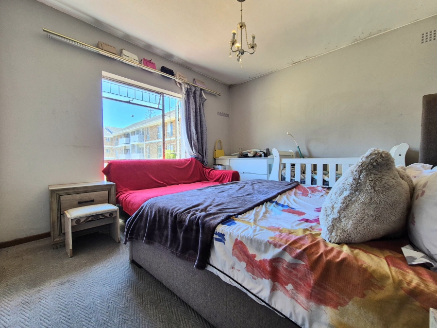 3 Bedroom Property for Sale in Claremont Western Cape